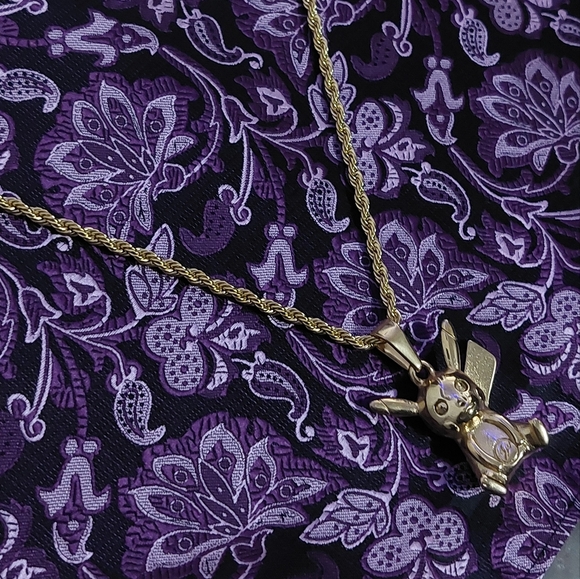 18K Gold Plated Pikachu Pendant with 18K Gold Plated Rope Chain - Picture 4 of 8